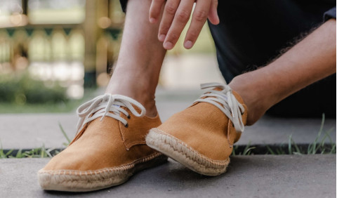 Alpercatas: A Summer Classic with Ancient Roots