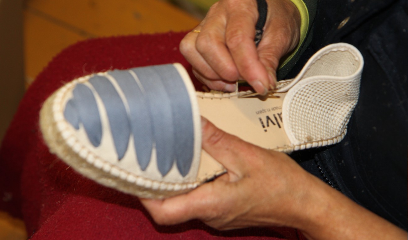 Discover the manufacturing process of STRETS Alpercatas